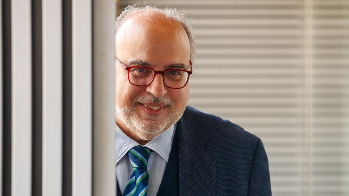 Observo que para que parezca que eres muy listo ahora hay que decir muchas veces momento.