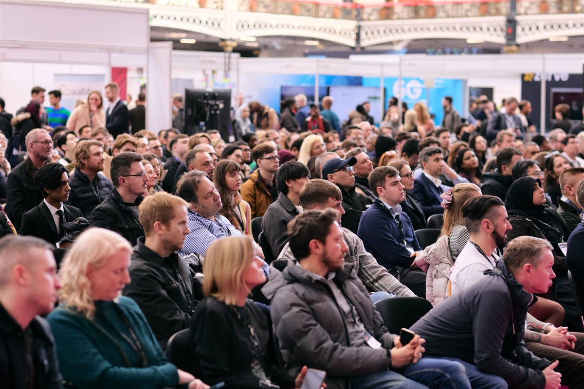 ai_expo's tweet image. 🔔 Gold Pass Price Update – Secure Your Access to AI &amp;amp; Big Data Expo Global 2026!

👉 Learn more and register before the price change: ai-expo.net/global/

#TechExGlobal #AITech #BigData #CloudArchitecture #DevOps