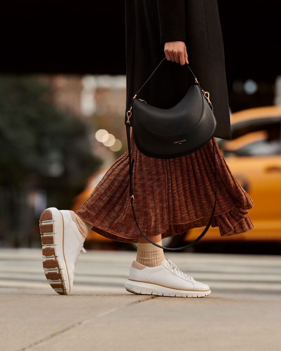 ✨ NEW ARRIVAL ✨ ▷ゼログランド レクサンナ レザー スニーカー