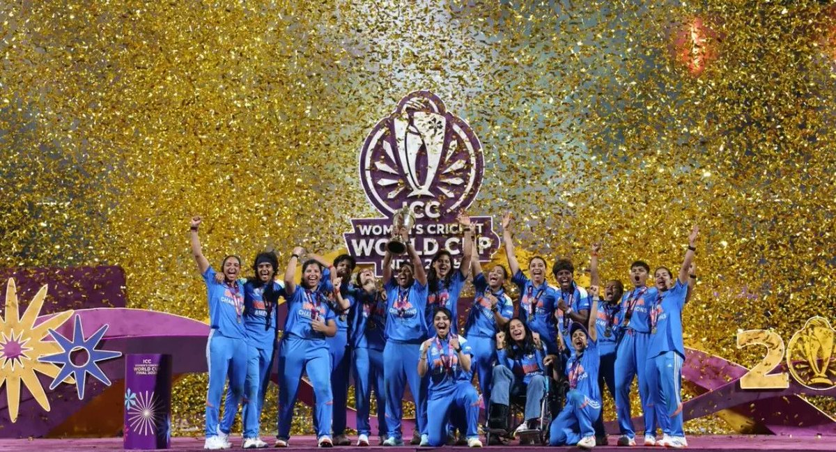 SportzPower's tweet image. Women’s Cricket WC final viewership matches Men’s T20 WC ’24 final nos.: @JioHotstar 

Read more - sportzpower.com/womens-cricket…

#womeninblue #cricketindia #digitalviewership #CWC2025 #jiohotstar #teamindia #cricketbusiness #digitalindia #indiancricket #sportzpower
