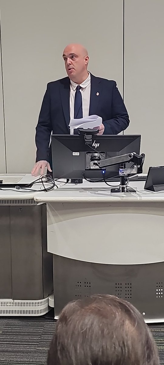 Lung cancer screening programme needed now. Dr Ian Walker CRUK
#ScotCanCon