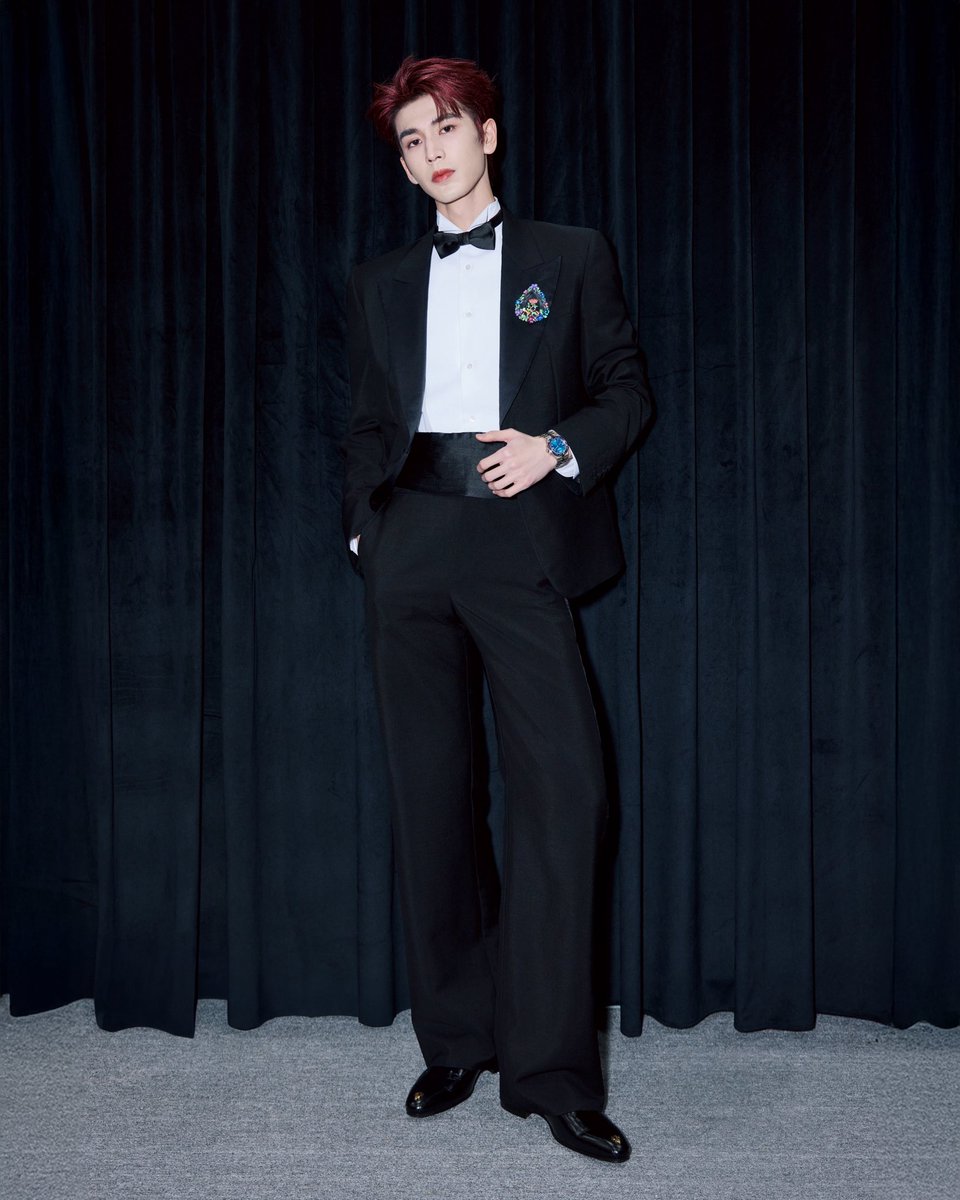 gucci's tweet photo. At an event for #Vogue Forces of Fashion in Shanghai, Brand Ambassador #ZhangLingHe wears a look from #GucciLaFamiglia. https://t.co/bymi8XT2E2