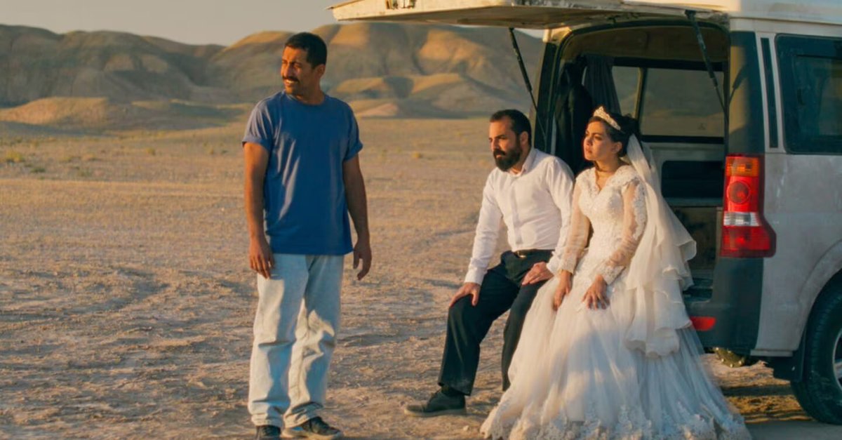 HynerdItalia's tweet image. Jafar Panahi, vincitore della Palma d’Oro, torna al cinema con Un semplice incidente. Il suo coraggio nel raccontare storie difficili continua a catturare l’attenzione, confermando il suo ruolo di voce imprescindibile nel cinema contemporaneo.\n\nLeggi tutto in BIO 🫰\n\n#
cannes