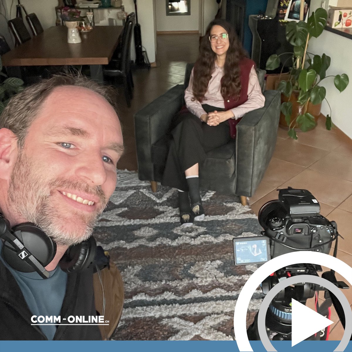 COMMONLINECH's tweet image. 📷 Un #tournage  pas comme les autres.
Alex a vécu la semaine passée un moment fort en accompagnant une #thérapeute du désencombrement chez l’une de ses #clientes.

Un tournage #humain, touchant, et profondément inspirant.