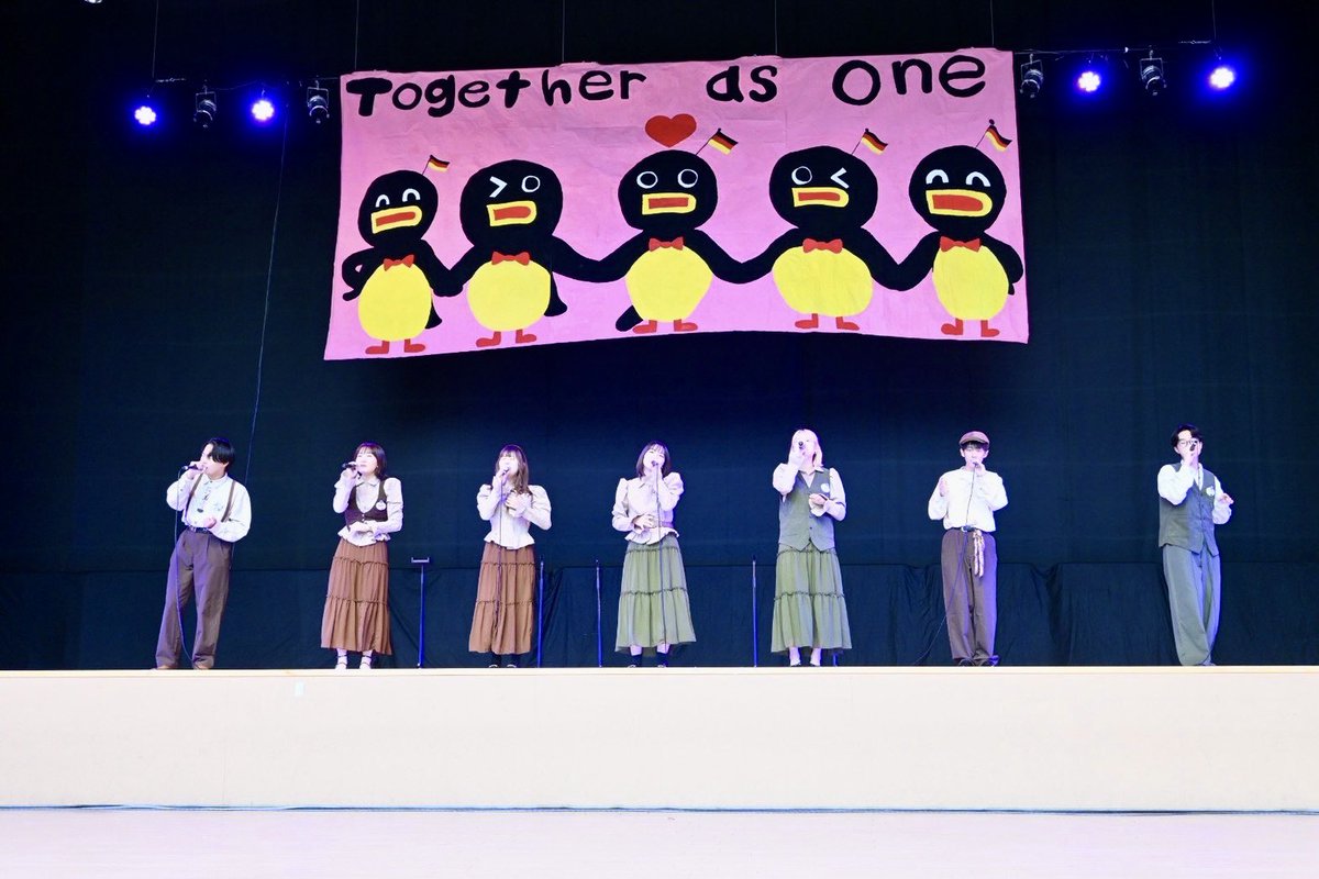 duacappella's tweet photo. こんにちは！Overlapです🎶
11/1.2に開催された雄飛祭に2日間出演させて頂きました！！
会場にてお聞きくださった皆様、ありがとうございました！！
今後ともより精力的に活動して行きますので、次回のライブもお楽しみに！！🎧😊

#獨協大学 #獨協  #アカペラ #アカペラサークル #overlap #雄飛祭 https://t.co/HC3vszW9yj