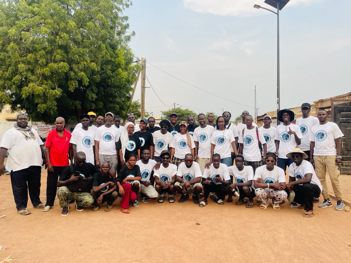 1/2 Aujourd'hui se finit la 4ème édition de la caravane pour les disparu.e.s. <a href="/fii_boza/">Boza fii</a> , toujours dans sa lutte pour la liberté de circulation a été sur le terrain pendant 10 jours de combat contre le régime des frontières imposé par l’#UE.