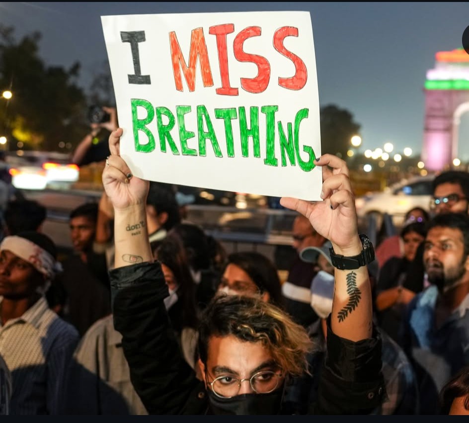 हमारे देश की हालत बहुत खराब है।
जहाँ लोग शुद्ध हवा की के लिए Protest करते है,उन्हीं के ऊपर लाठियां चलाई जाती है।
ऐसे बनेगा हमारा देश महान।।।।।।
#Delhi