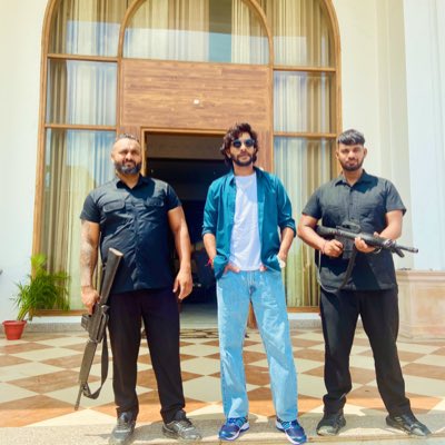SamarKatyaan's tweet photo. #NewProfilePic https://t.co/y10ISe1ijY