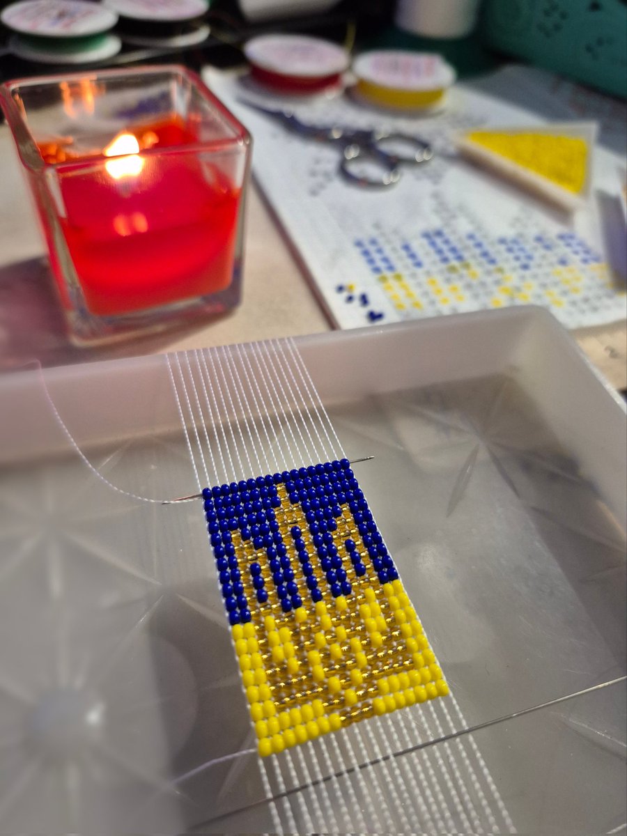 ✨️Evening working atmosphere🤗🧵🪡
Friends, I am very grateful for your orders and support, for sharing my work and for the world to see it, it gives me the opportunity to do what I love with all my heart!❤️
Thank you for appreciating handmade work.
With love from Ukraine!💙💛