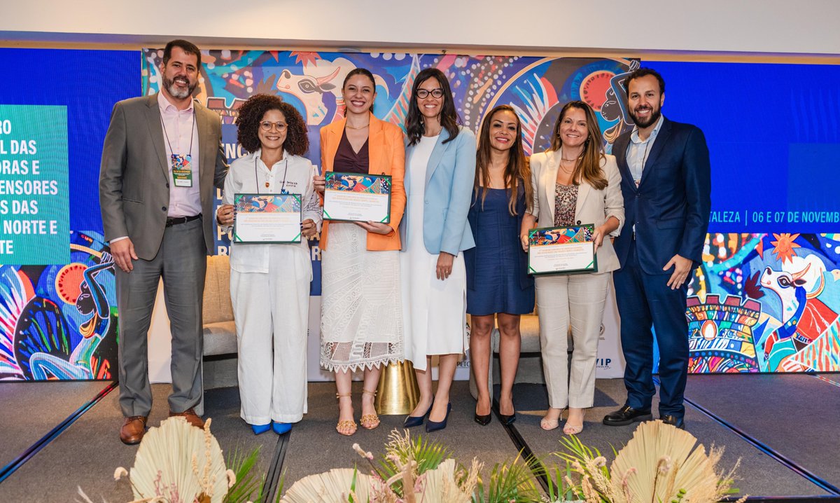 ANADEP_Brasil's tweet image. #DefensoriaSim
Iniciativas que Inspiram: Concurso de Práticas Exitosas valoriza ações inovadoras das Associações do Norte e Nordeste.
Conheça: anadep.org.br/wtk/pagina/mat…