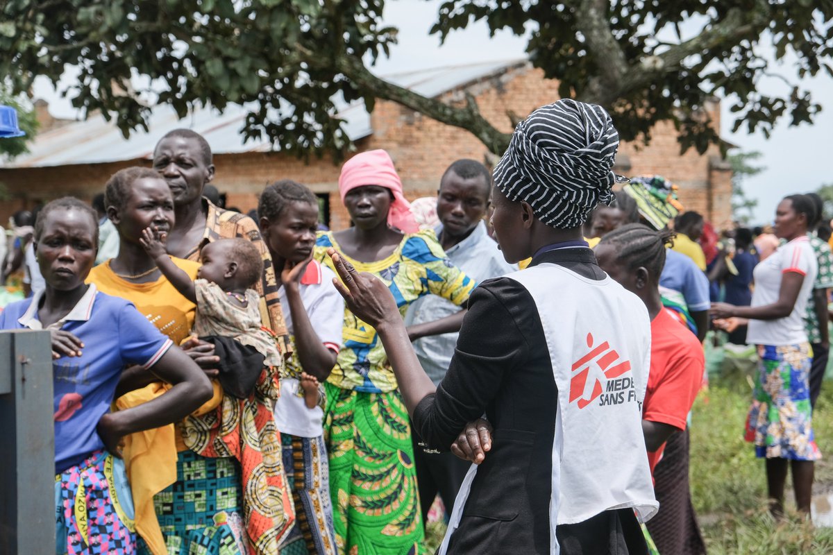 MSFcongo's tweet image. 🔴A #Adi (Ituri), +45 000 réfugiés sud-soudanais, en majorité des femmes et enfants, sont confrontés à une précarité sans précédent maquant de tout. @MSFcongo  appelle à une mobilisation urgente pour renforcer les efforts multisectoriels➡️ t.ly/q6IAC