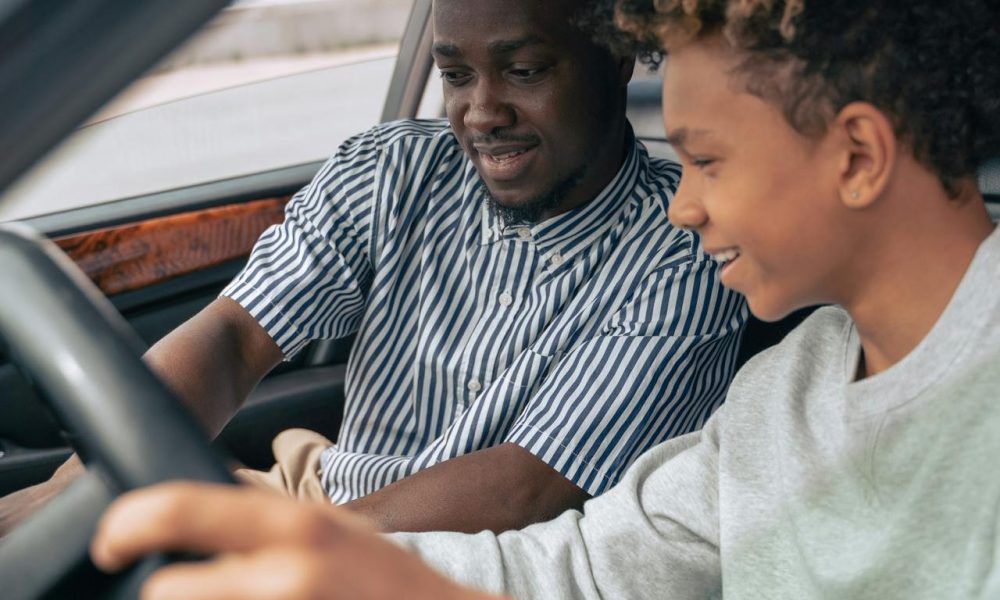 talker_news's tweet image. A new study found that parents fight with their teens more about driving than dating: talker.news/2025/11/10/can… 

#driving #studentdriver #teendriver #insurance #carinsurance #studies #research #surveys #parenting #family
