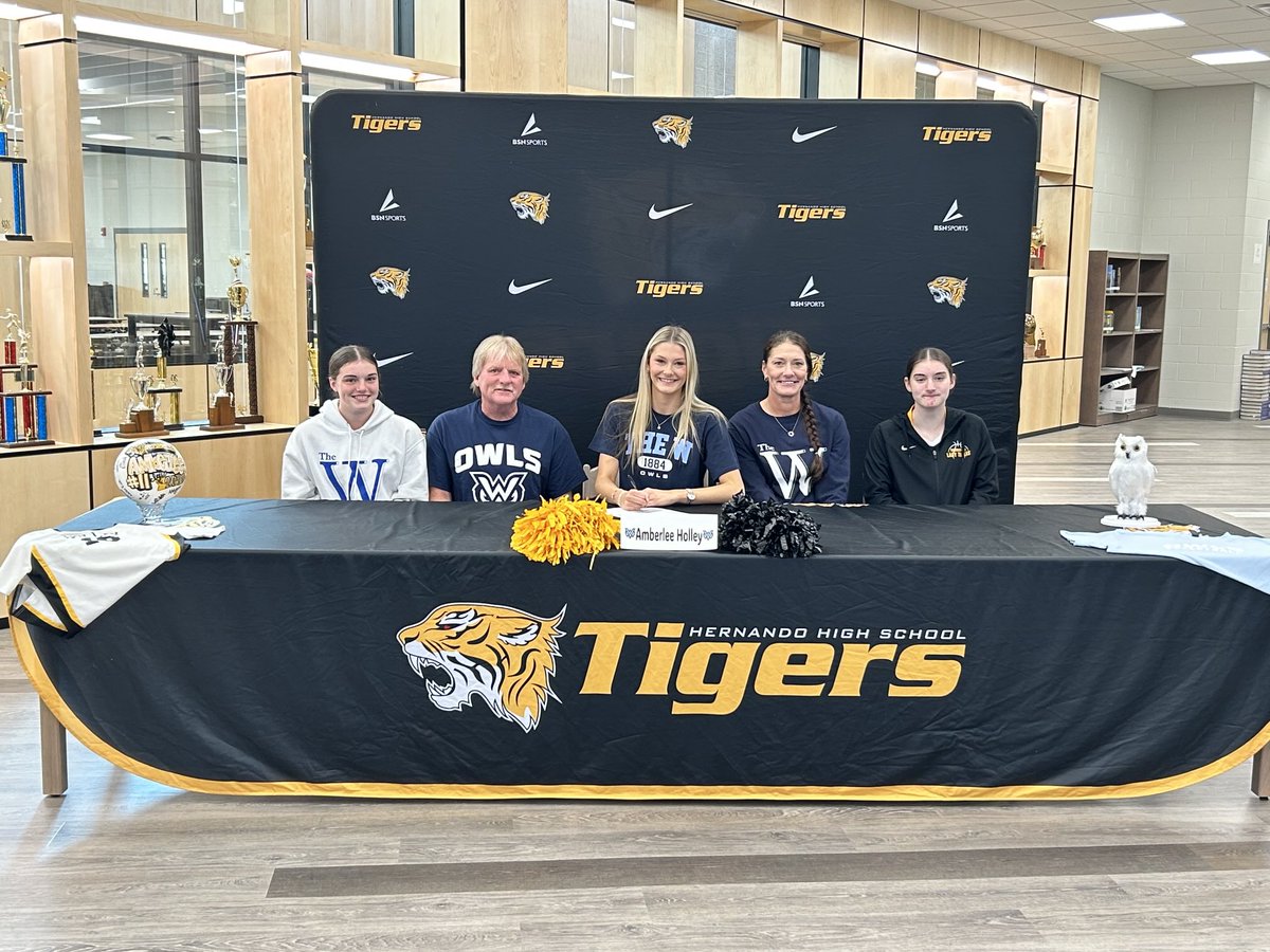 _duanecase's tweet image. Congratulations to Amberlee Holley for signing to play volleyball at  the Mississippi University for Women.