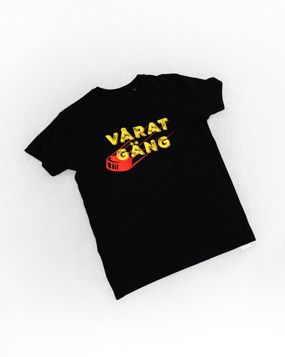 🏷️ VECKANS VARA!

Shoppa Vårat Gäng-tishan med 20% rabatt under hela vecka 46, både online på shop.luleahockey.se och under match. 😍 Ordinarie pris: 249:-. 

ℹ️ Priset dras av i kassan när du handlar online!