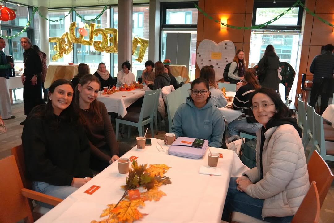 AtlanticProgram's tweet image. BMBS students at UL joined @ulglobal to celebrate Canadian Thanksgiving 🍁🍂

📷 @MedicineAtUL