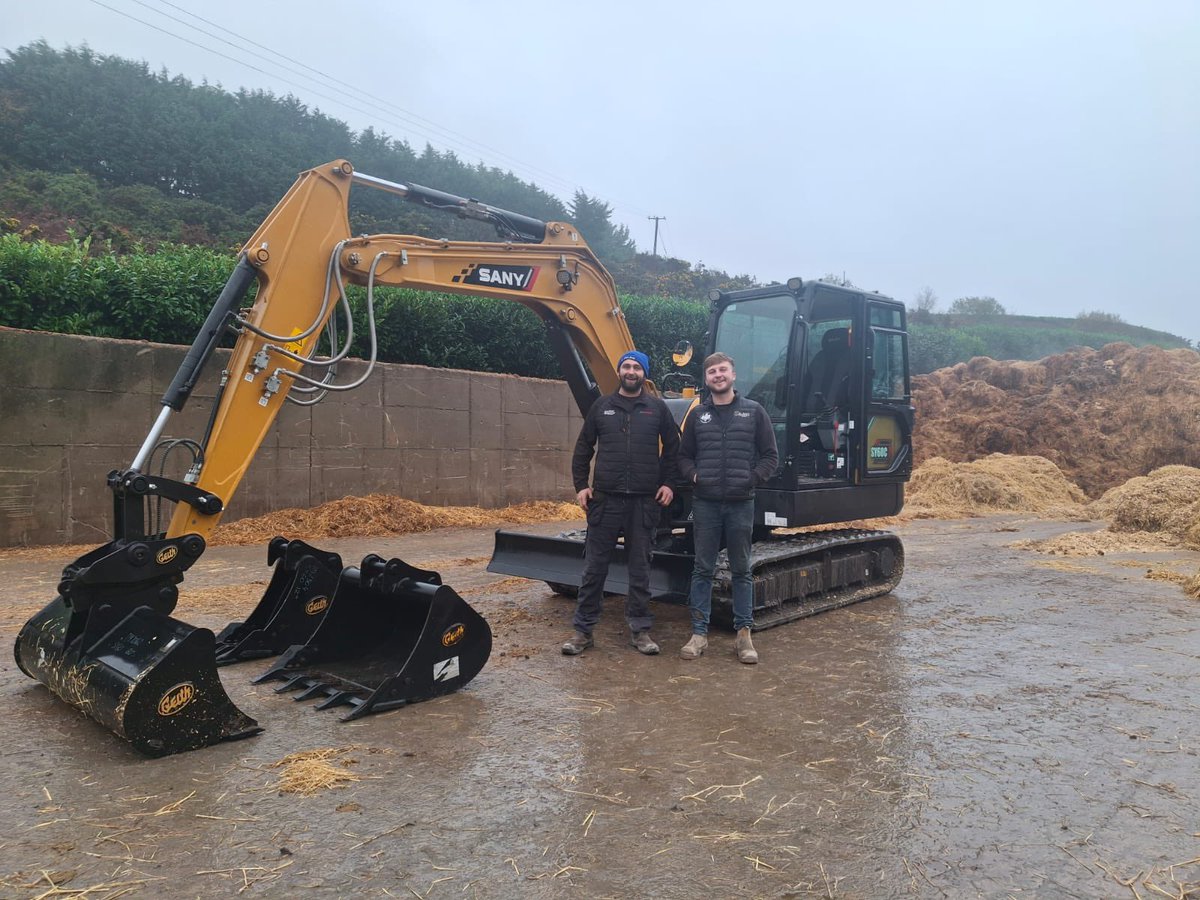 SANY SY60 delivered to Carriganóg Racing — home of Group 1 winning trainer Joseph O’Brien.
A rising legend following in the footsteps of his father, Aidan O’Brien.

Thanks for choosing SANY &amp; Sleator Plant.
<a href="/BallyveseyLtd/">Ballyvesey Holdings Ltd</a> 
<a href="/sany_uk/">sany_uk</a> 

#SANY #SleatorPlant #JosephOBrien #Racing