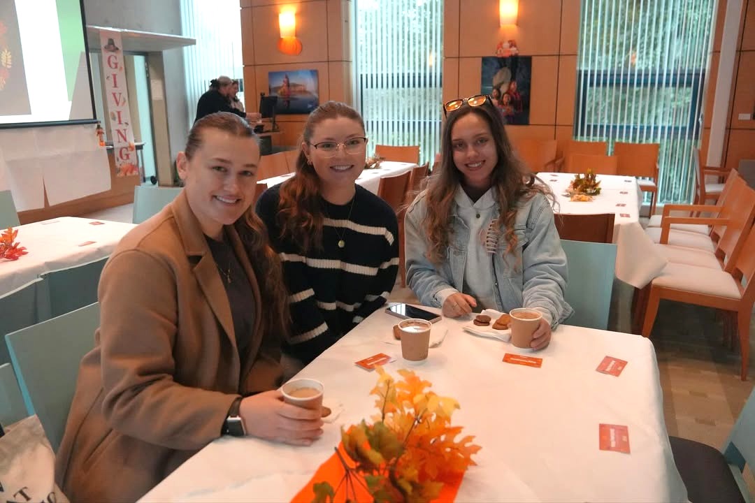 AtlanticProgram's tweet image. BMBS students at UL joined @ulglobal to celebrate Canadian Thanksgiving 🍁🍂

📷 @MedicineAtUL