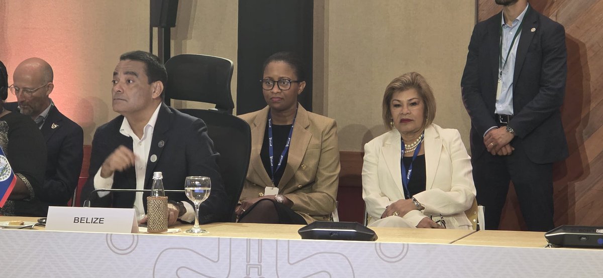 Foreign Minister Fonseca participated in the EU-Caribbean Leaders Summit held on the margins of the EU-CELAC Summit. Leaders discussed key priorities for the Caribbean, including the situation in Haiti, climate change, the Global Gateway Investment Agenda, and implementation of
