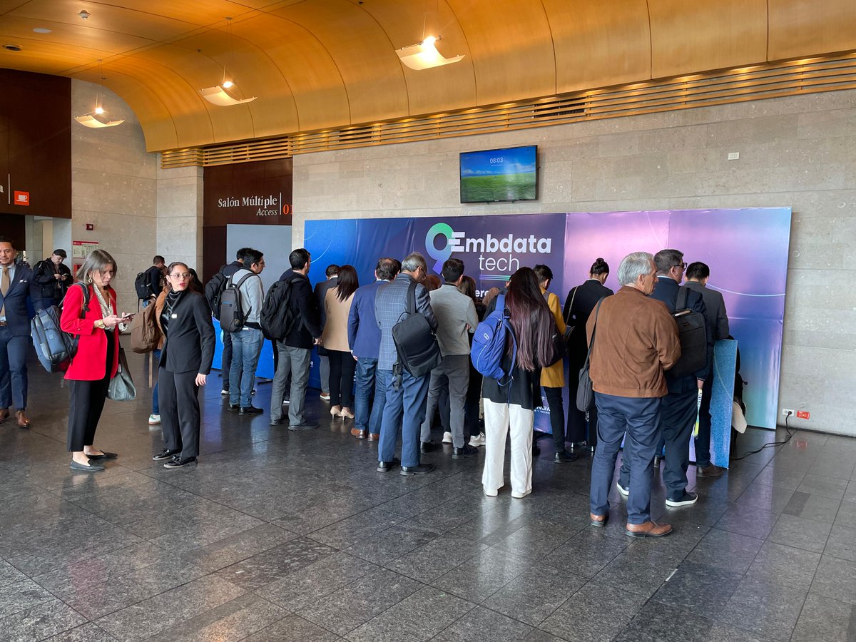 En el primer día momentos que marcan el 9.º EMBDataTech. Así vivimos este primer día lleno de datos y talento