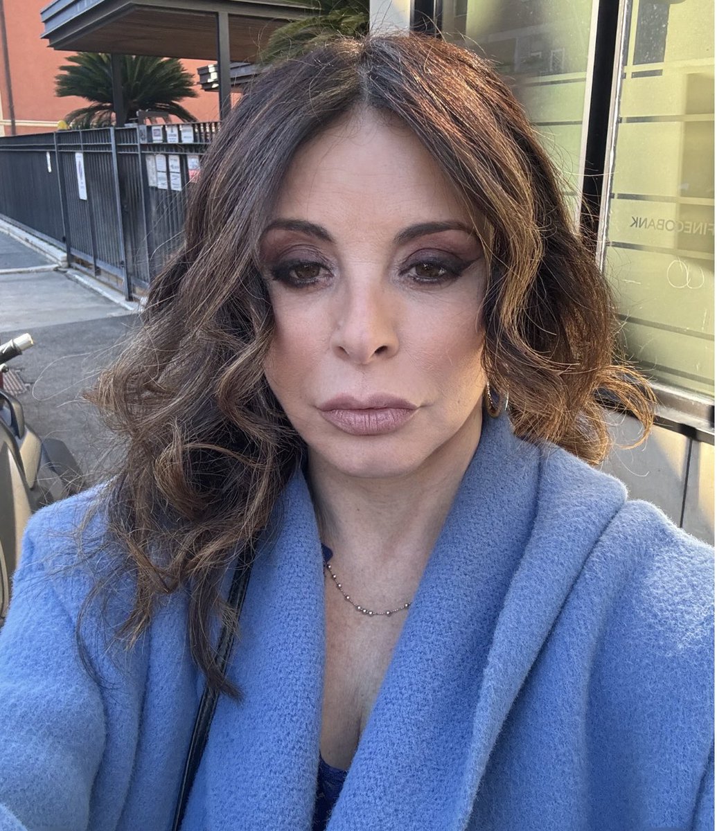 Il tempo che dedichiamo  a noi stessi e’ un investimento, non un lusso. #LoveYourW