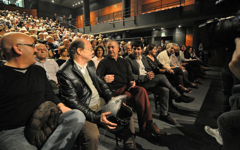 Memoria josten jarraitzen du udalak
oarsoaldea.hitza.eus/2025/11/10/mem…
#Memoria #Errenteria #Orereta