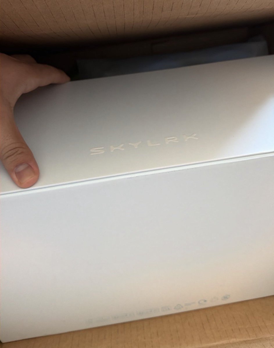 alvxaro's tweet image. GALERA, VEIO MUITO AÍ