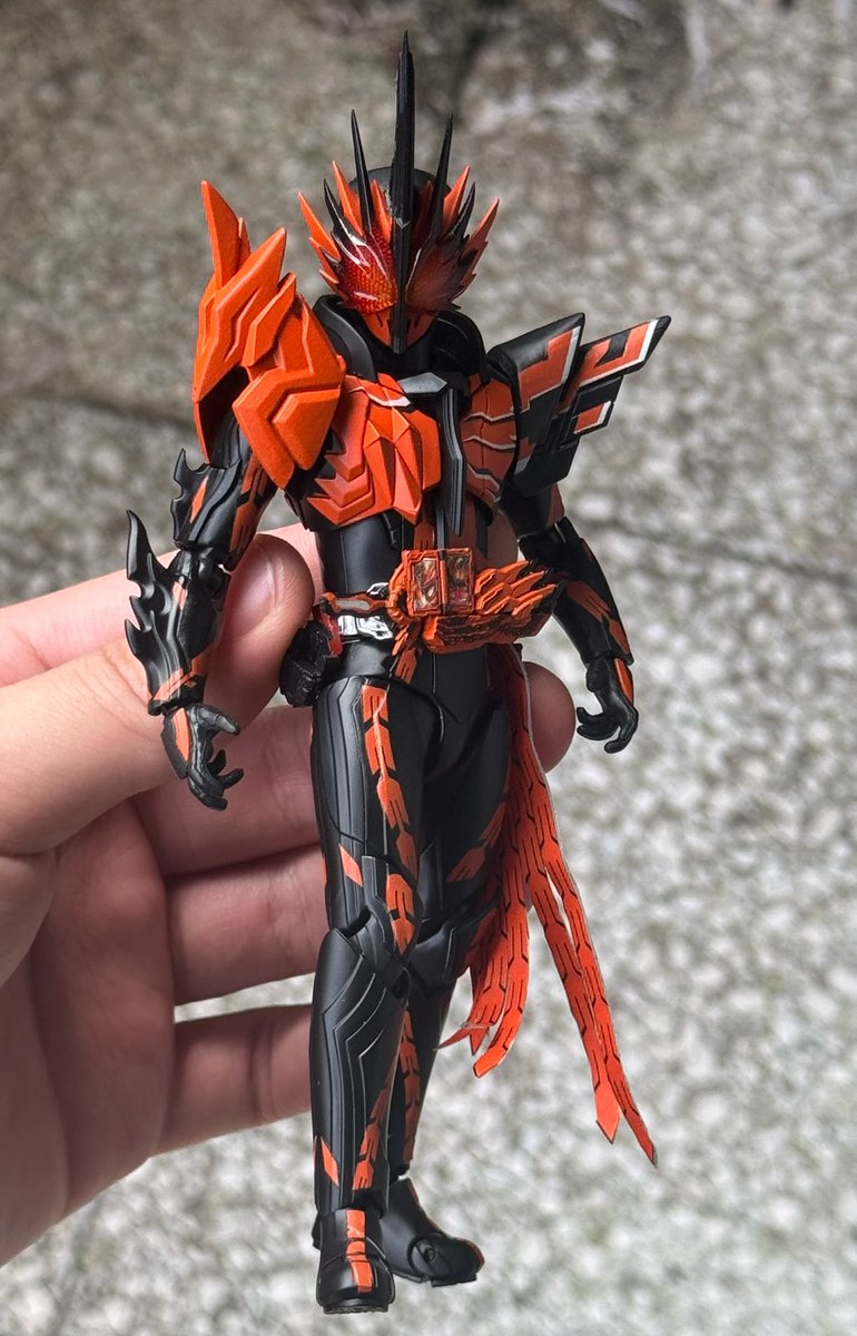 コスプレ道具 オーダーメイド）刀、鎧、武器、機械系、発光（特殊効果