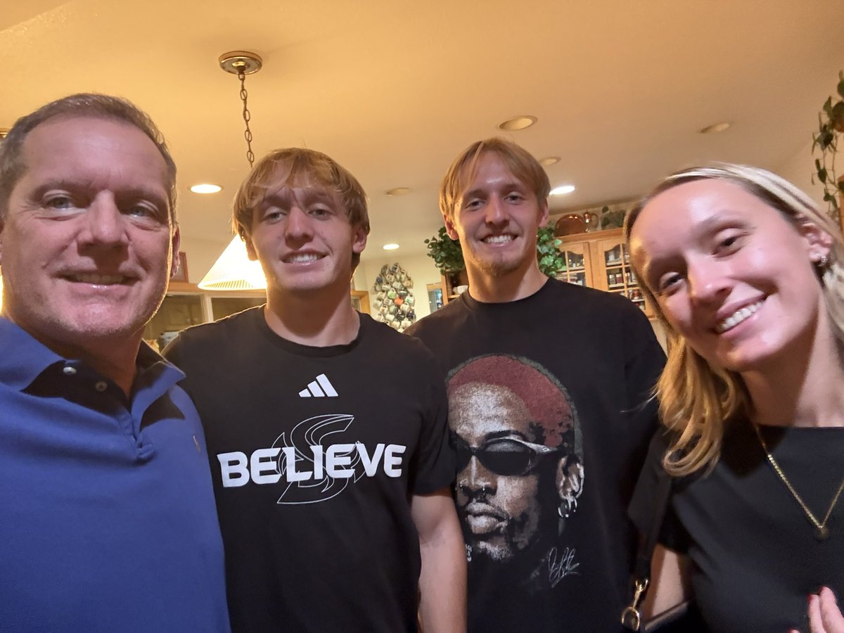 The kids were home from college today for a quick visit for dinner at the in-laws house. Visits never long enough. ❤️#blessed