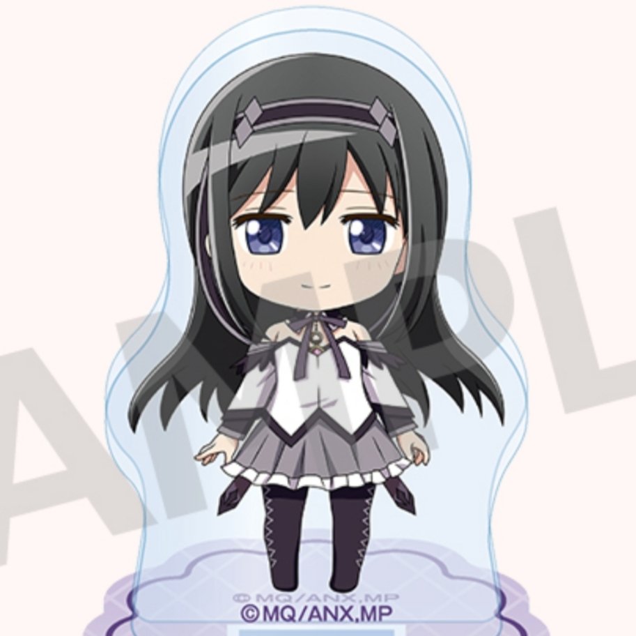 homuffinz's tweet image. Now in HQ! I didn&apos;t notice she was smiling, how sweet!
