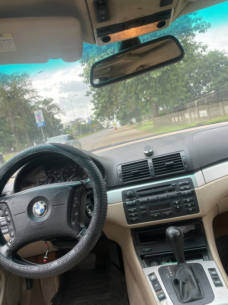 Jaysom9's tweet photo. @Carsnationn BMW 325i 2005 (Nigerian Used)
Very sound engine and gear 💯
Clean interior and exterior
Going for ₦3.5M
Location: Abuja
DM or call for inspection and more details 🚗🔥 https://t.co/XEqrQJtkLn