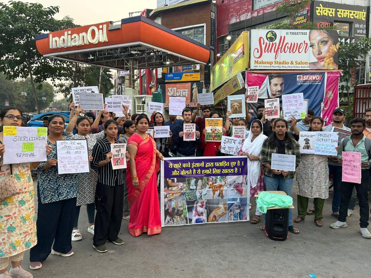 JFAnimalWelfare's tweet photo. @Badminton202020 @MEGHABALIYAN25 @BalambalMurali Humanely handling of man - animal issues:
- is ethical thing to do, 
- is right side of history, 
- can actually remove dogs off the street,
-is  what will finally happen.

The arc of the moral universe is long, but it bends towards justice. https://t.co/VF7yPSFv76