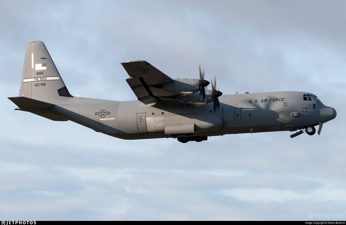 Arrest_Maduro's tweet photo. 🇺🇲U.S. Air Force C-130J-30 Super Hercules, reg. 14-5788, hex #AE595C, código de llamada SHARK52, procedente de Little Rock AFB y volando sobre Las Bahamas en dirección sureste.
Estuvo en PR🇵🇷 el sábado, veremos si va allí de nuevo. https://t.co/dqAhc9FAWp