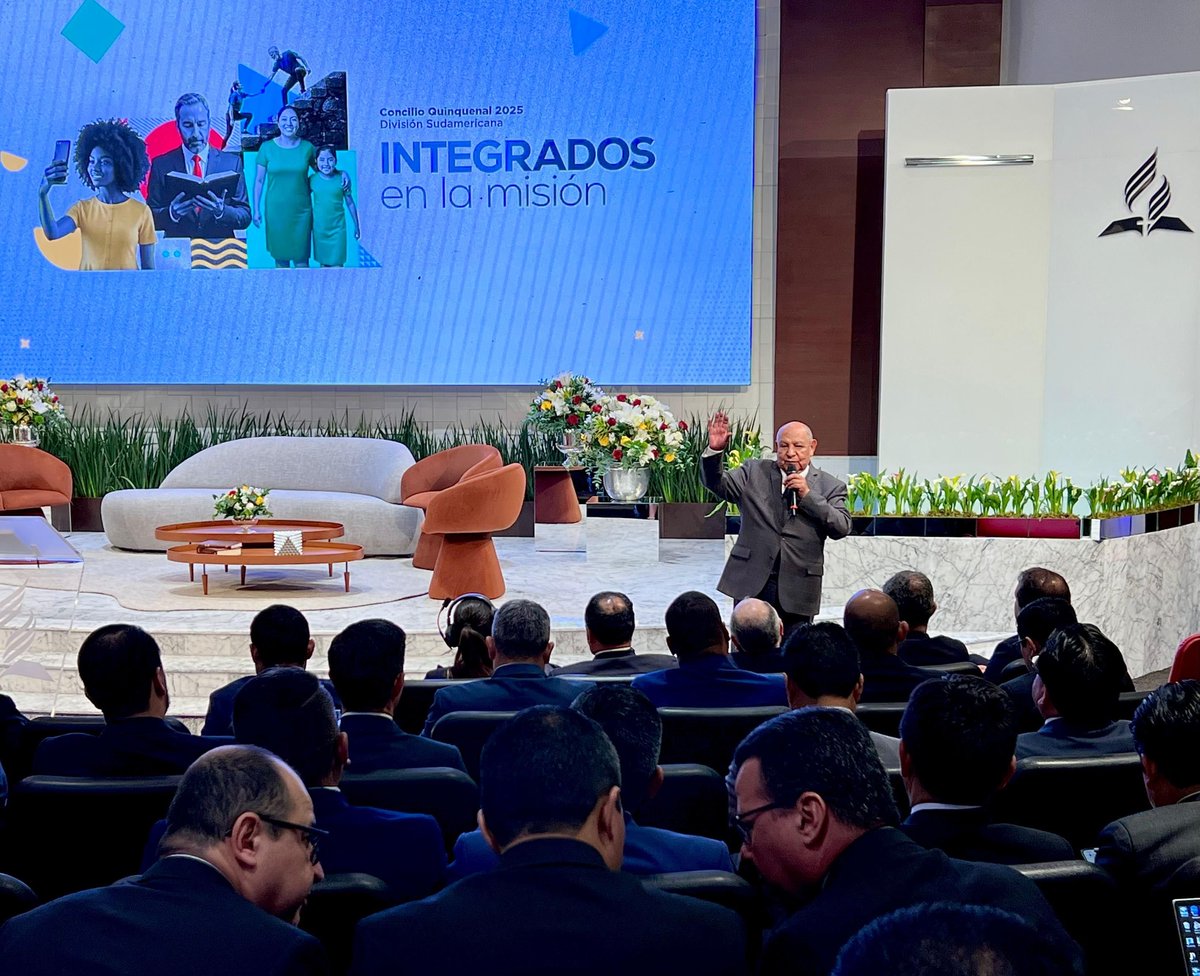 “Dios nos dejó la misión de llevar el evangelio porque sabía que la necesitaríamos para fortalecer nuestra vida espiritual”, enfatizó.