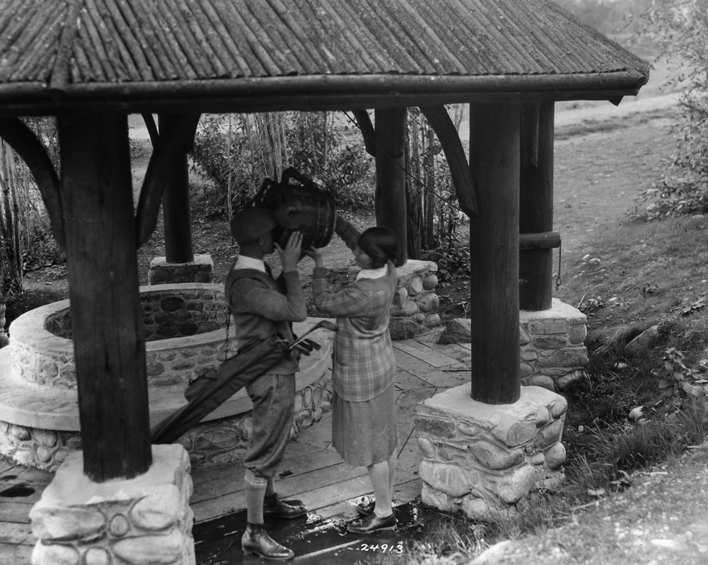 LibraryArchives's tweet image. “Darling, may I have a glass of water?” 
 
An everyday gesture now, but one that once required much more effort. 

Our Flickr album on wells will make you appreciate some of the advantages of technological progress. 

flickr.com/photos/lac-bac…

📷 3517825, 4317588, 3305972