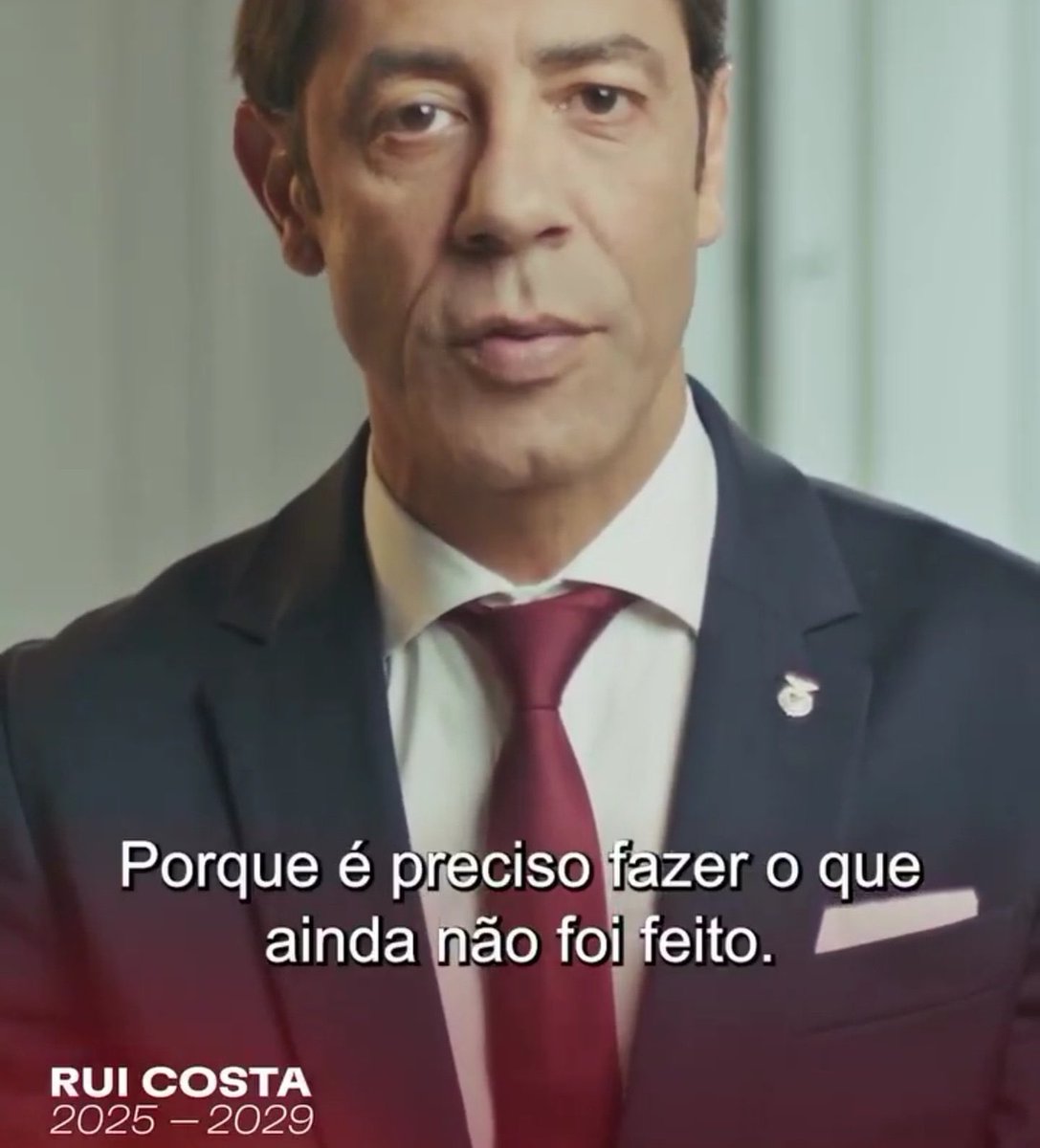 Diário de um banana 2/1460:

O Sport Lisboa e Benfica é alvo de chacota de qualquer clube, agora chegou a vez do Atlético, equipa que está na terceira liga.

Acho que isto ainda não foi feito, o banana começa com o pé direito.