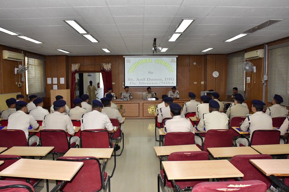 CISFTraining's tweet image. Inauguration of 3rd Batch of Advanced Intelligence Course at CISF NISA, Hyderabad!

The 3rd Batch of the Advanced Intelligence Course was inaugurated at the CISF National Industrial Security Academy (NISA), Hyderabad.

#CISF #NISA #CISFTraining #Intelligence @CISFHQrs