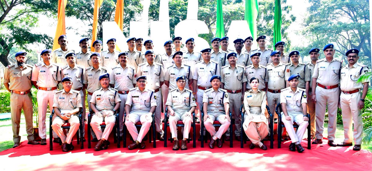 CISFTraining's tweet image. Inauguration of 3rd Batch of Advanced Intelligence Course at CISF NISA, Hyderabad!

The 3rd Batch of the Advanced Intelligence Course was inaugurated at the CISF National Industrial Security Academy (NISA), Hyderabad.

#CISF #NISA #CISFTraining #Intelligence @CISFHQrs