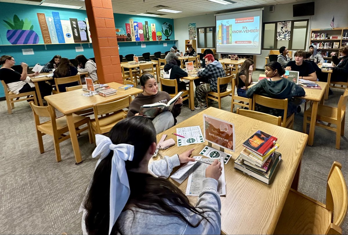 SiegelLibrary's tweet image. What a great day to learn something new and enjoy a book tasting! Students are exploring nonfiction titles to prepare for their upcoming research reports. 📚✨ @SiegelHighStars  It’s Know-vember!