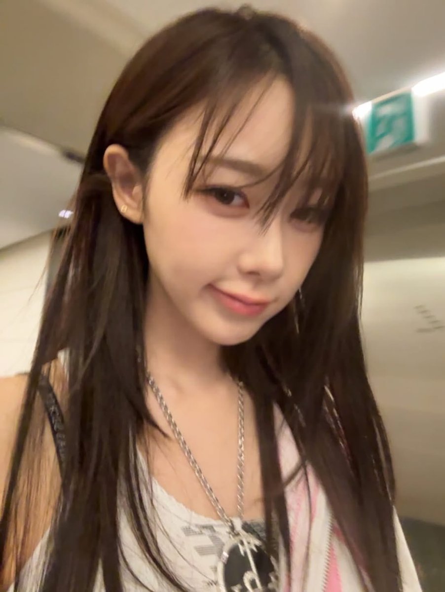 —𝒎. tweet media