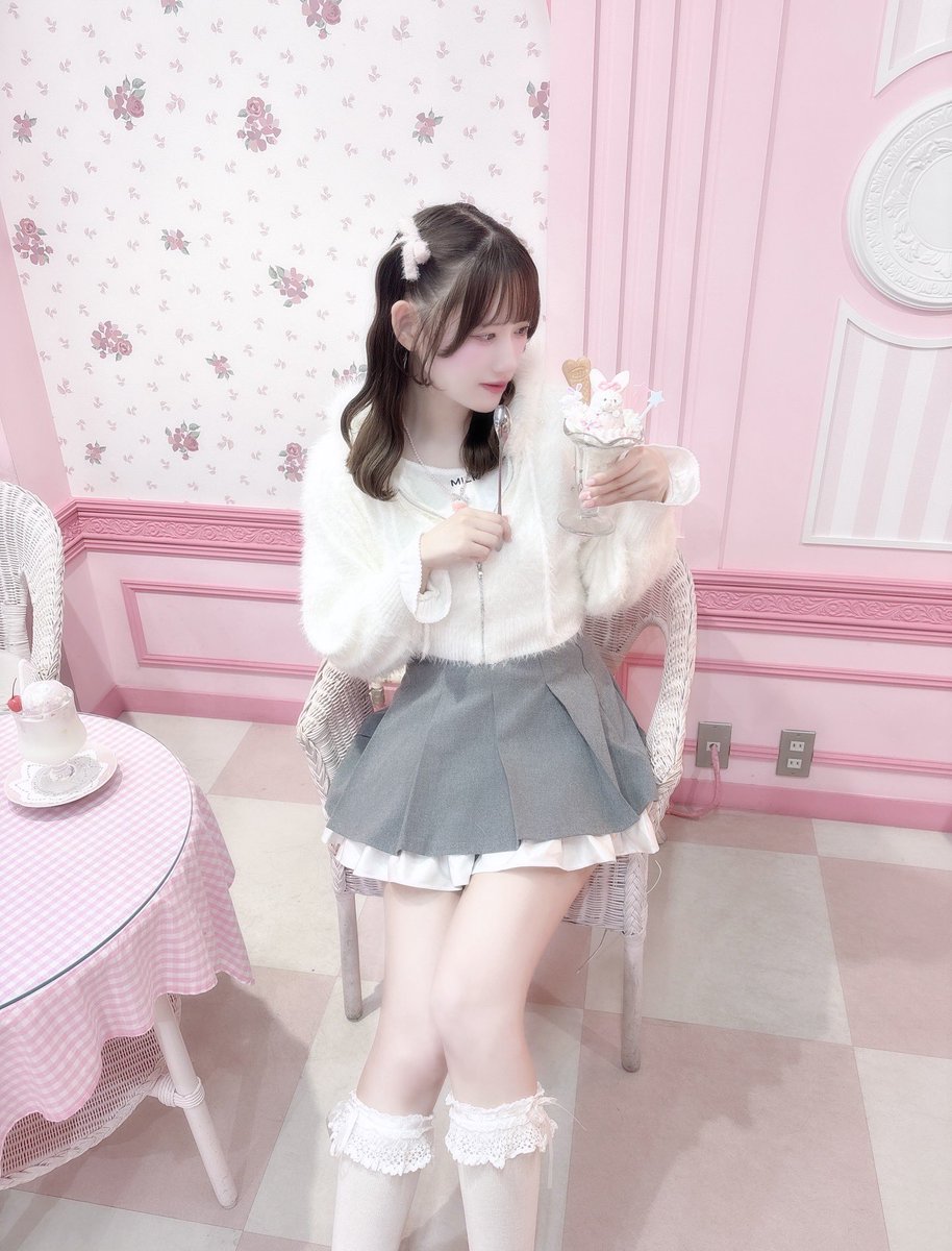 𝒎 𝒂 𝒓 𝒊 𝒂 🍓🪽 (@marimilky_oO) / Posts / X