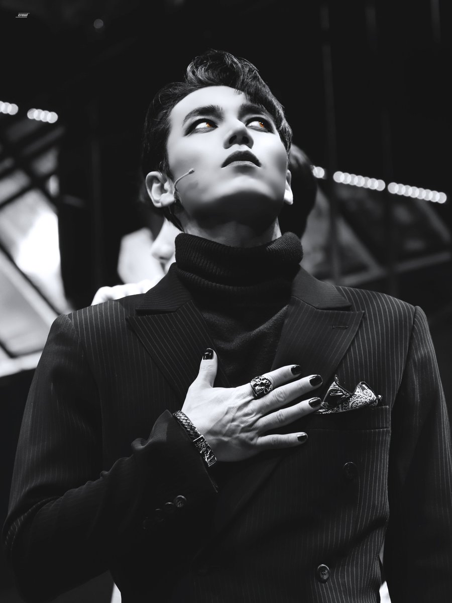 𝒄𝒓𝒂𝒘𝒍 tweet media