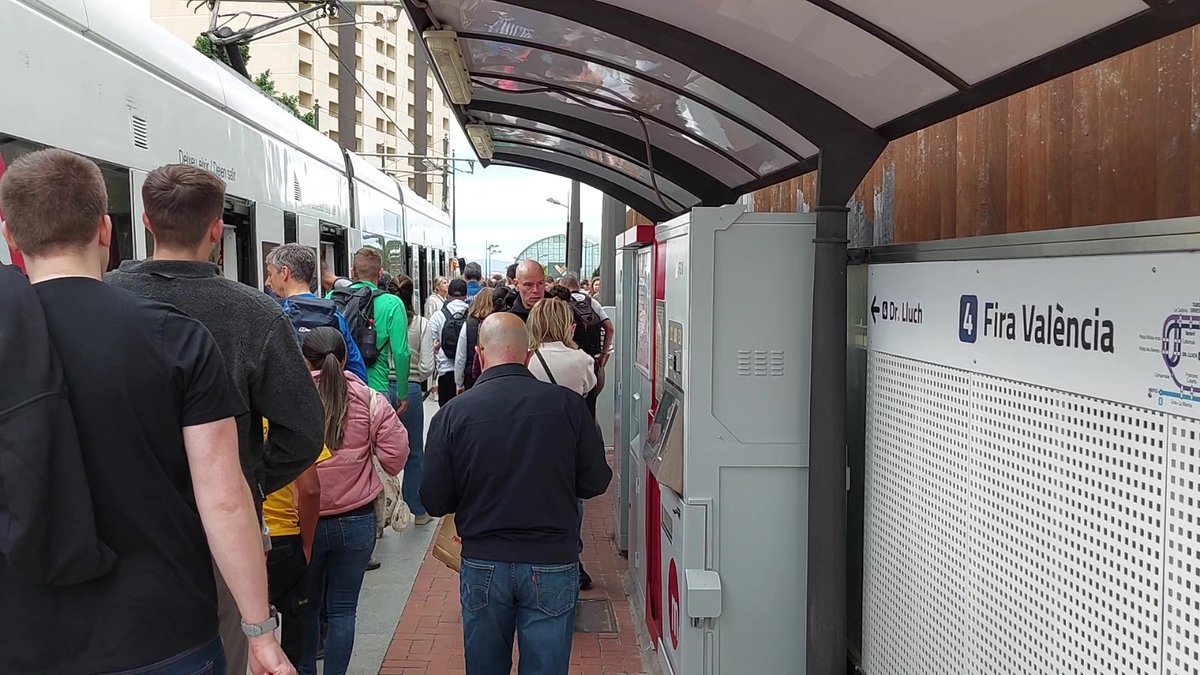 📢 #Metrovalencia oferix servicis especials de tramvia a <a href="/Feria_Valencia/">Feria Valencia</a> 

🗓️ Del 11 fins al 13 de novembre

📌 <a href="/feriaecofira/">Ecofira</a> 
📌 <a href="/efiaqua/">Efiaqua</a> 
📌 #EcoChemicalSolutions 
📌 <a href="/EnergyGlobalVLC/">EnergyGlobalExpo&Congress</a>
📌 <a href="/feria_laboralia/">Feria Laboralia</a> 

⏰ Consulta els horaris 👉 bit.ly/430QaED

📍 L4 Fira València