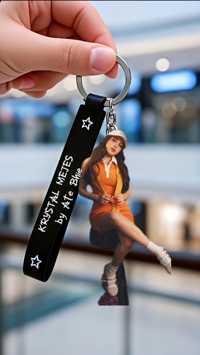 So cute  Sino want  Krystal key chain 

KRYSTALize YOUR MONDAY