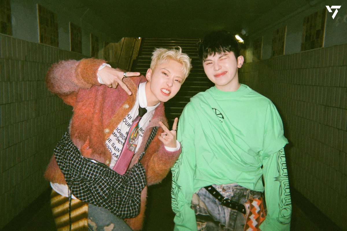 howoosol's tweet photo. missing my stupid idiots dearly 😞 https://t.co/2vz7JL4rS7