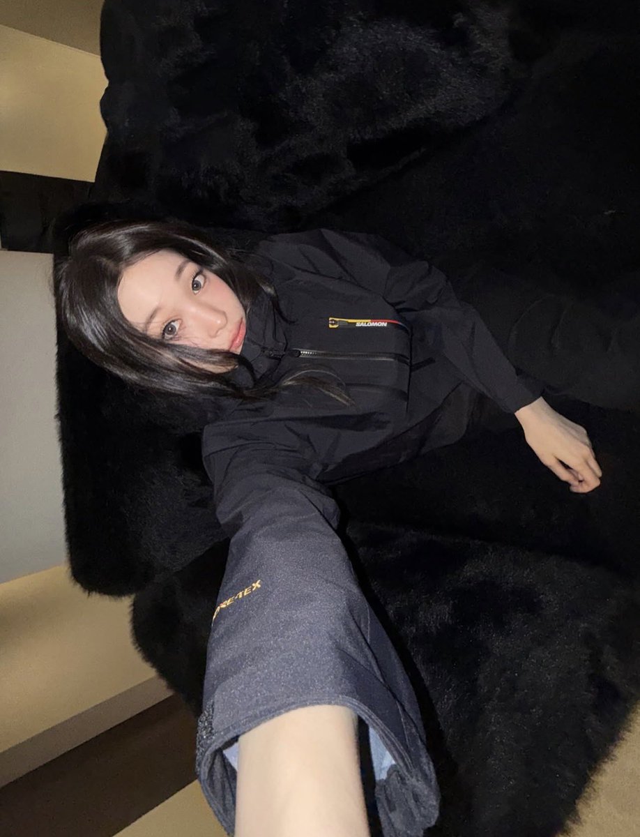 _ALLDAYPROJECT's tweet photo. Salomon

#ALLDAYPROJECT #ADP #올데이프로젝트
#ONEMORETIME
#THEBLACKLABEL #더블랙레이블 https://t.co/GRmOGAmR4A