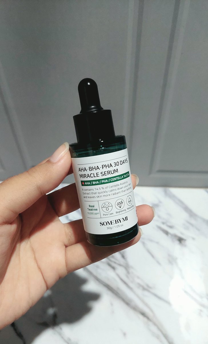 idheaku's tweet photo. Awalnya aku cuma coba yang travel size karena penasaran dan takut ngga cocok😭
Tapi setelah 2 kali repurchase, akhirnya beli yang size lebih besar juga 30ml💚

Yes, the Some By Mi AHA BHA PHA 30 Days Miracle Serum — yang ternyata emang calming banget di kulitku yang acne prone🍃 https://t.co/eJlN0ZQ2hS