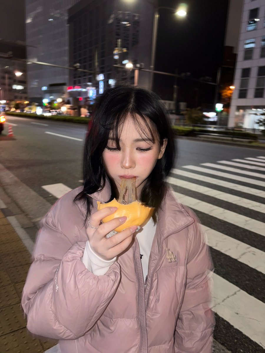 evibluu 🍋 tweet media