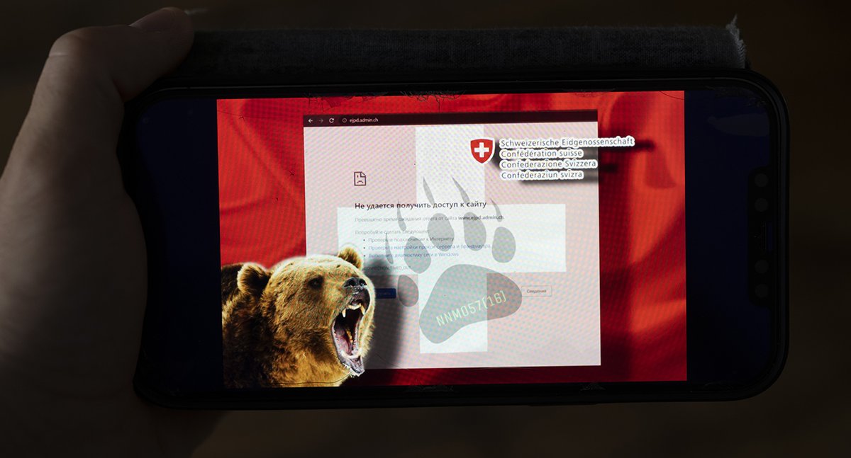 #Cyberkriminelle agieren über Staatsgrenzen hinweg. Europol, die Strafverfolgung der #EU, auch. Die Schweiz ist Teil dieses digitalen Abwehrnetzes. 

Exekutivdirektorin Catherine De Bolle erklärt: dievolkswirtschaft.ch/de/2025/11/eur…

<a href="/DebolleGez44131/">Catherine De bolle Gezin</a>, <a href="/Europol/">Europol</a>