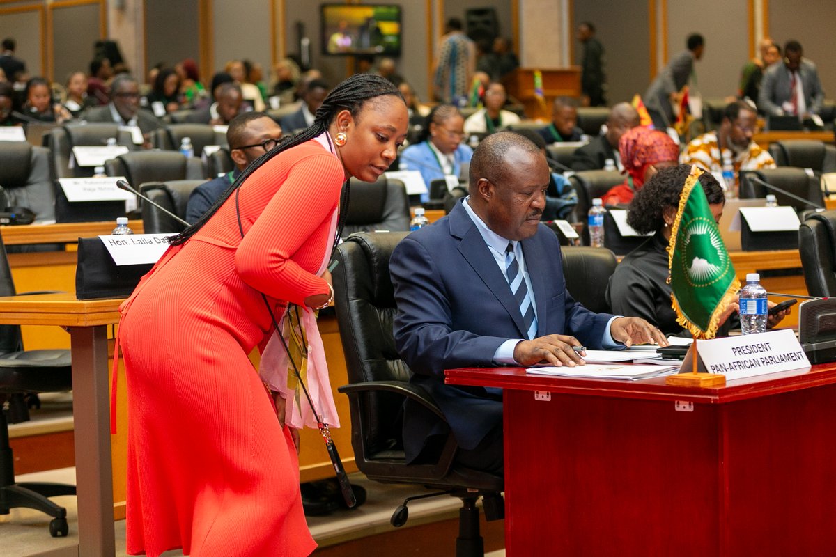 youthagenda254's tweet image. At the 5th APRM Youth Symposium in Johannesburg, Youth Agenda (YAA) represented by
@SengeliBrian is championing deeper investment in youth leadership, accountability &amp;amp; inclusion across Africa.
@APRMorg 
#APRMYOUTH
 #MakingTheYouthFactorCount