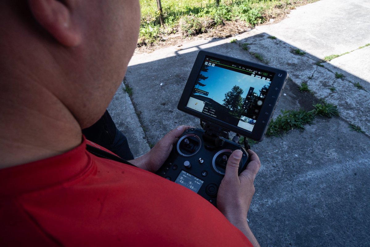 Bf_ghost_ua's tweet photo. We work with different types of drones:
DJI Mavic, DJI Matrice, and FPV drones. 🚁
Each one plays a vital role on the battlefield — from reconnaissance to precision strikes.
Every mission matters. 🇺🇦💪
#Ukraine #FPV #DJIMavic #DJIMatrice #GhostUnit #SupportUkraine https://t.co/UwNeSzZdo7